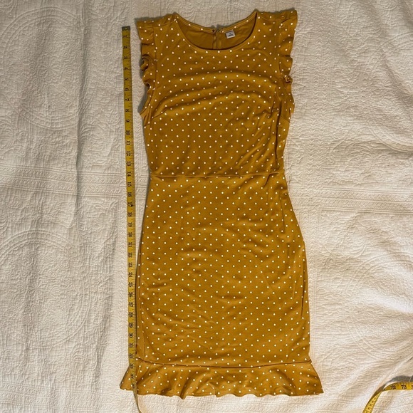 Mustard Yellow Stretchy Knee-Length Dress - Picture 1 of 5